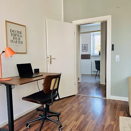 Apartment Daniel - Stilvolle Wohnung Mit Veranda Fuer 4 Personen Stadtbergen Exterior photo